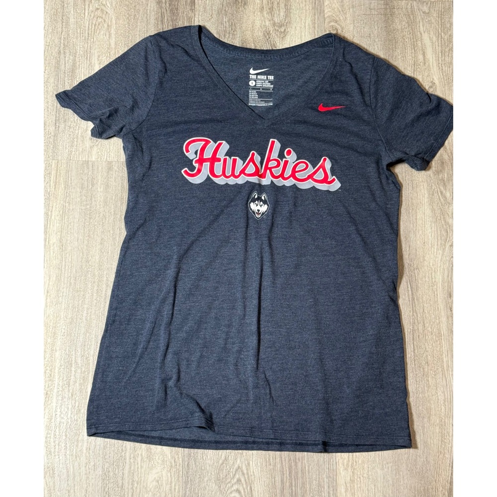 Nike Huskies T-Shirt Women's Large Gray V-Neck Short Sleeve Athletic Cut Top